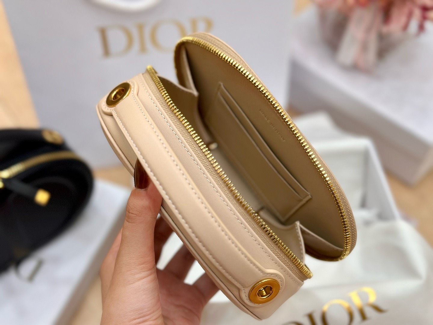 Dior CD Signature Oval Replica Bags Beige Colored 18x11x6 (5) Dior CD Signature Oval Replica Bags Beige Colored 18x11x6 (2)