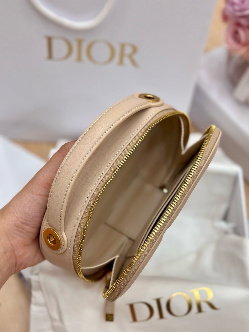 Dior CD Signature Oval Replica Bags Beige Colored 18x11x6 (6) Dior CD Signature Oval Replica Bags Beige Colored 18x11x6 (2)