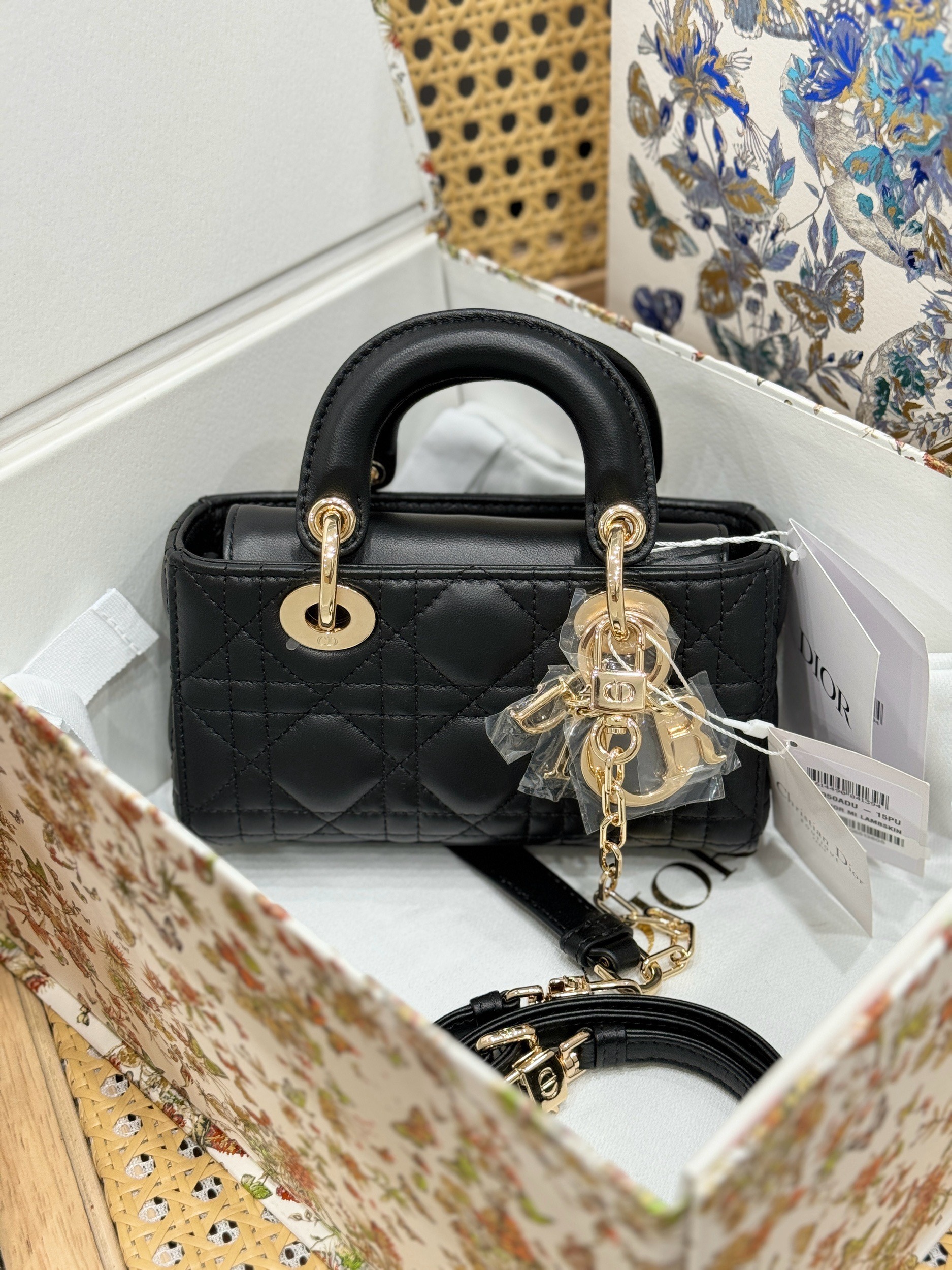 Dior Lady D-Joy Micro Replica Handbags Womens Black Sheepskin 16 (8) Dior Lady D-Joy Micro Replica Handbags Womens Black Sheepskin 16 (2)