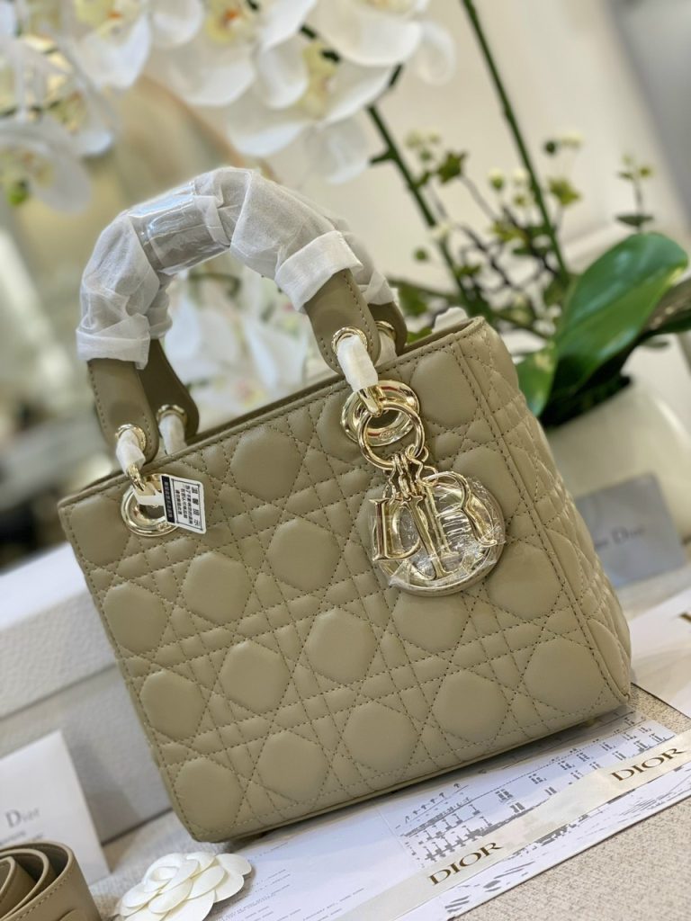 Dior Lady Replica Bags Beige Cannage Lambskin Size 20cm (2)
