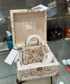 Dior Lady Womens Best Replica Bags Sun Pattern 17cm (1)