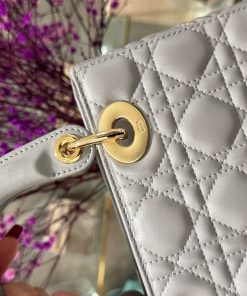 Dior Lady Womens Gray Sheepskin Best Replica Handbags 20cm (2)