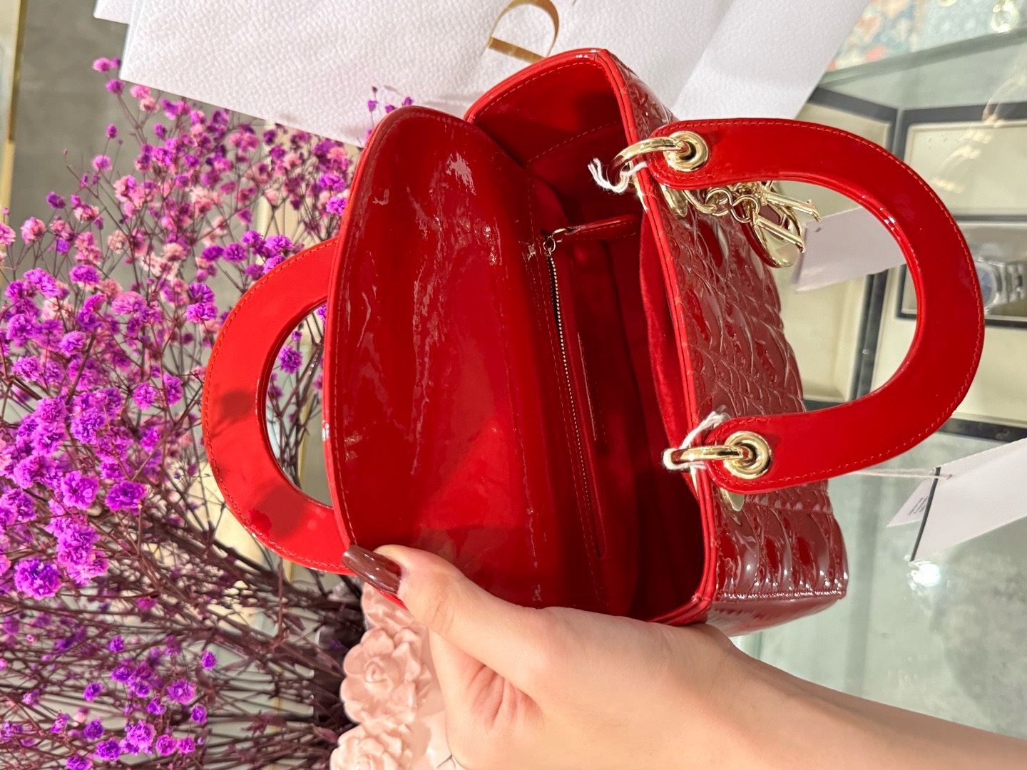 Dior Lady Womens Red Glossy Leather Replica Bags 20cm (3) Dior Lady Womens Red Glossy Leather Replica Bags 20cm (2)