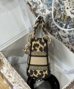 Dior Lady Womens Replica Handbags Embroidered Fabric 17cm (2)
