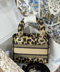 Dior Lady Womens Replica Handbags Embroidered Fabric 17cm (2)
