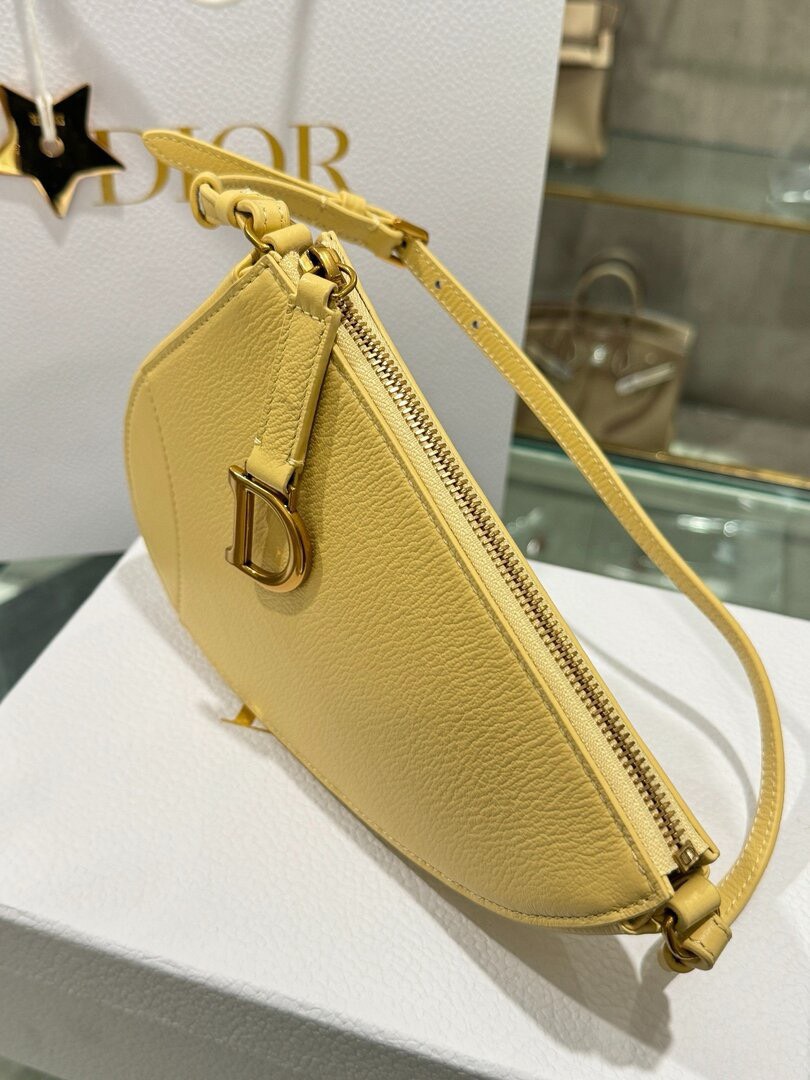 Dior Saddle Replica Bags Womens Cowhide Yellow 20x15x4cm (4) Dior Saddle Replica Bags Womens Cowhide Yellow 20x15x4cm (2)