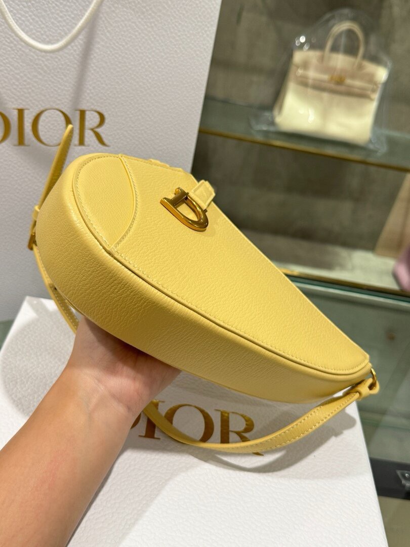 Dior Saddle Replica Bags Womens Cowhide Yellow 20x15x4cm (5) Dior Saddle Replica Bags Womens Cowhide Yellow 20x15x4cm (2)