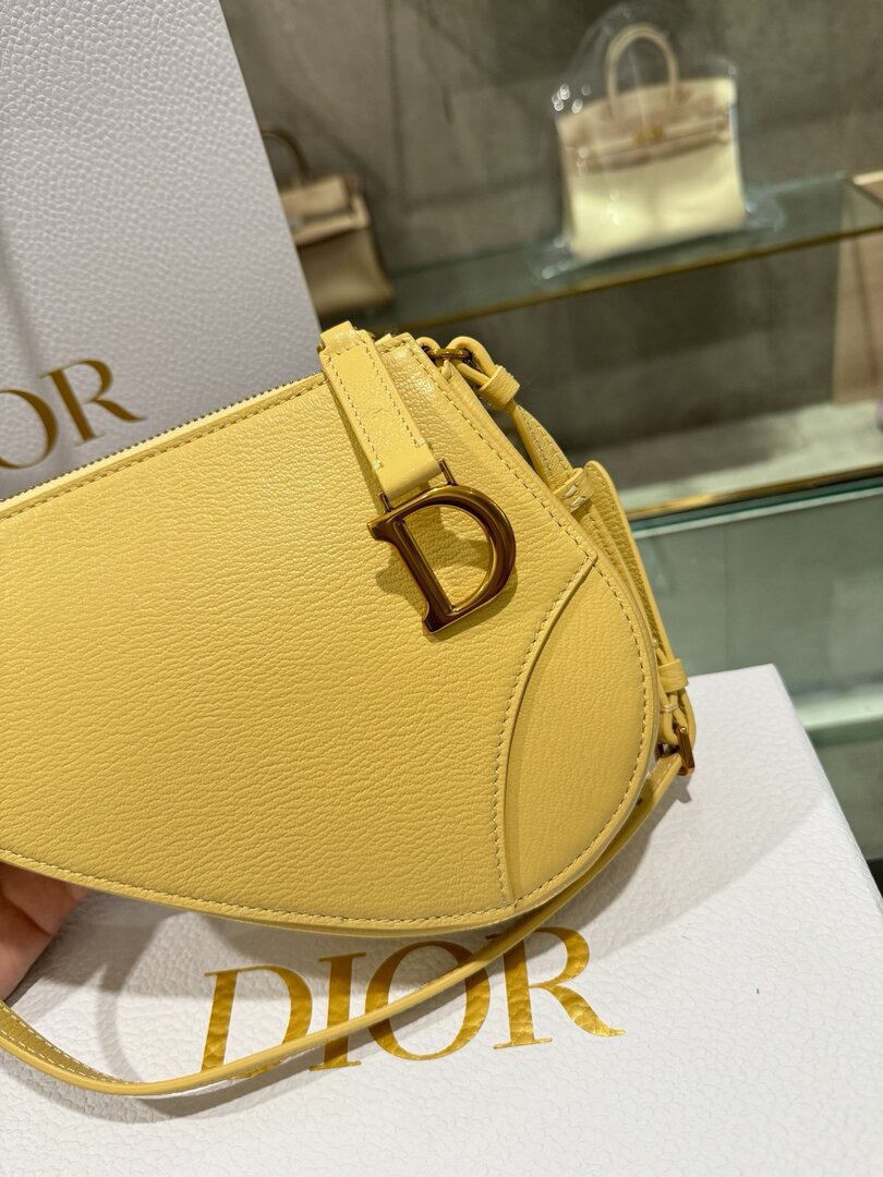 Dior Saddle Replica Bags Womens Cowhide Yellow 20x15x4cm (6) Dior Saddle Replica Bags Womens Cowhide Yellow 20x15x4cm (2)
