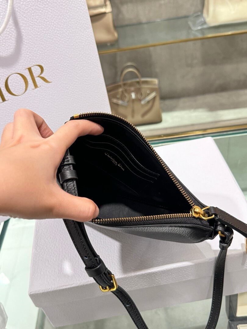 Dior Saddle Womens Replica Handbags Cowhide Black 20x15x4cm (2) Dior Saddle Womens Replica Handbags Cowhide Black 20x15x4cm (2)