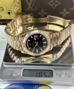 Đồng Hồ Rolex Day-Date 228238 Replica Watches Black Dial 185gram QF Factory 40mm (2)