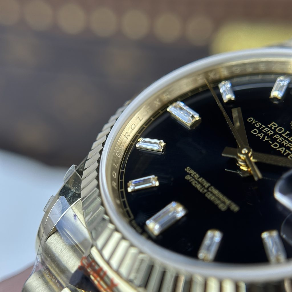 Đồng Hồ Rolex Day-Date 228238 Replica Watches Black Dial 185gram QF Factory 40mm (2)