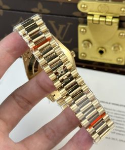 Đồng Hồ Rolex Day-Date 228238 Replica Watches Black Dial 185gram QF Factory 40mm (2)