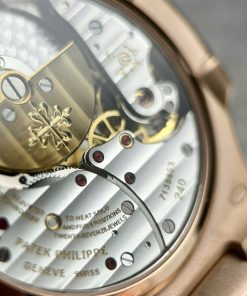 Patek Philippe Nautilus 5712R 18K Rose Gold Wrapped Chocolate Dial 40mm (2)