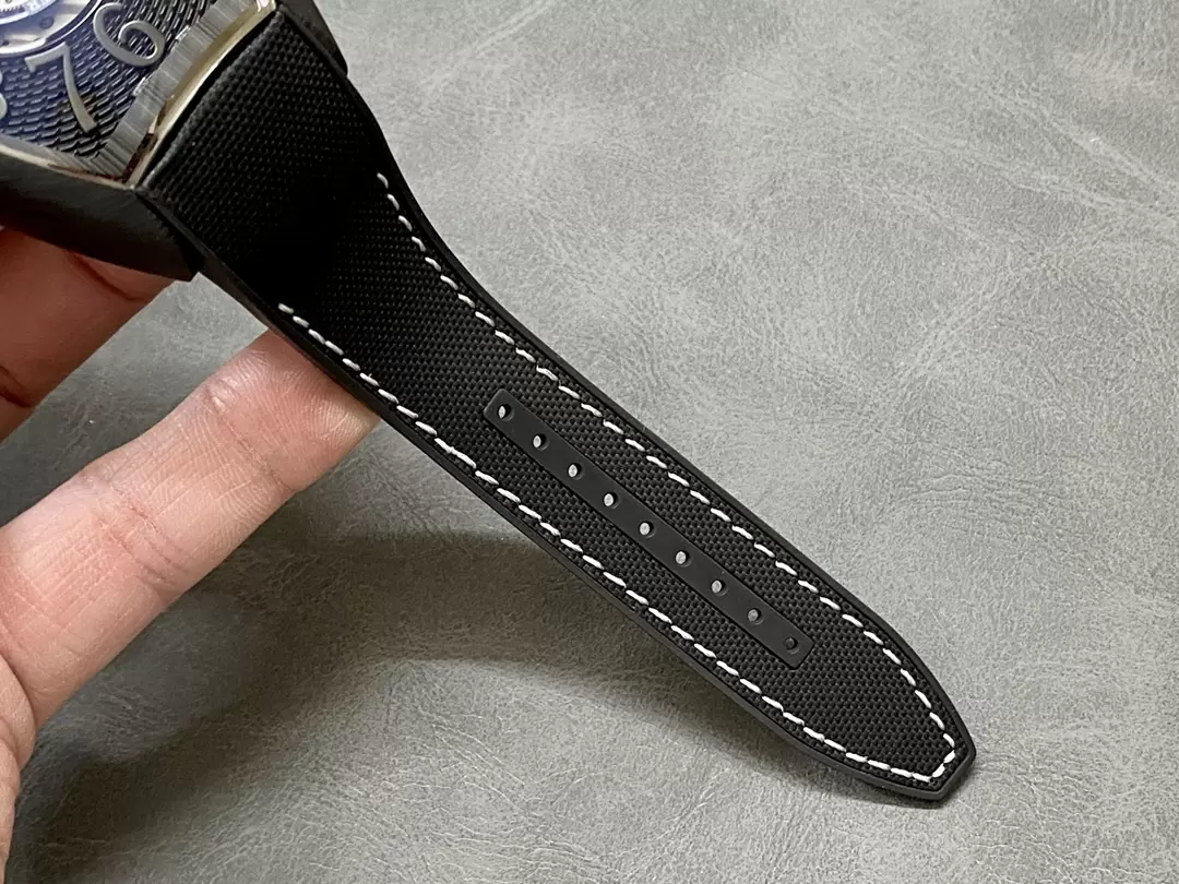 Franck Muller Grand Central Tourbillon Carbon Best Replica Watch Black 45MM Franck Muller Grand Central Tourbillon Carbon Best Replica Watch Black 45MM