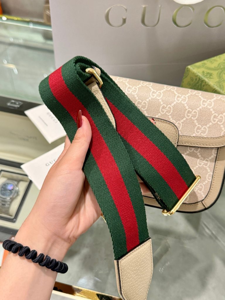 Gucci Horsebit 1955 Shoulder Monogram Replica Bags Size 25x18x8cm (2)