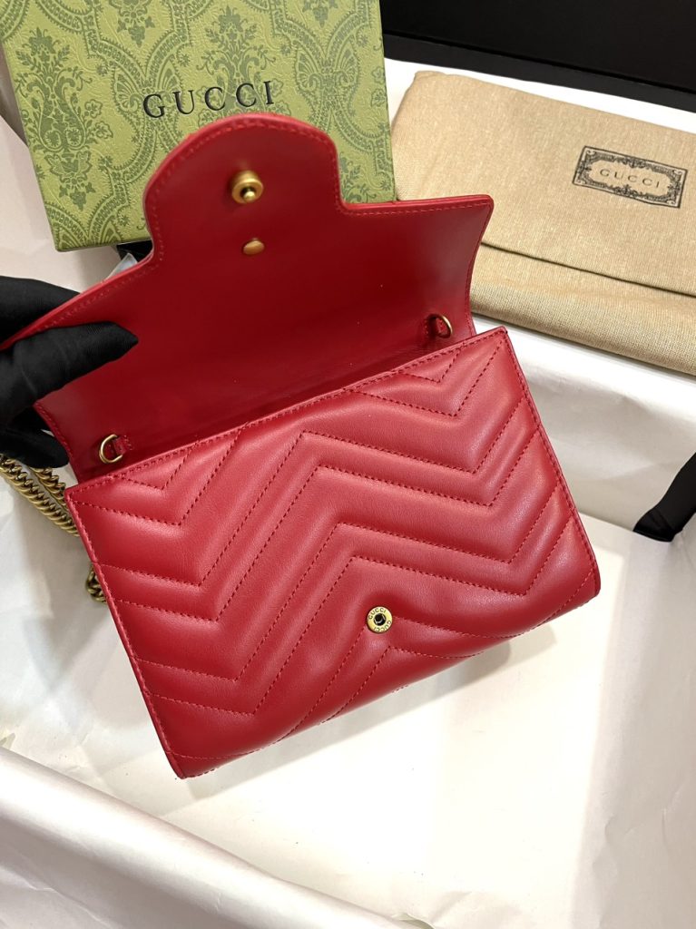 Gucci Marmont Small Shoulder Replica Bags Red Size 20cm (2)