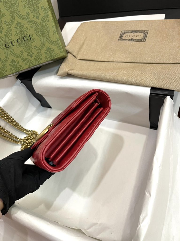 Gucci Marmont Small Shoulder Replica Bags Red Size 20cm (2)