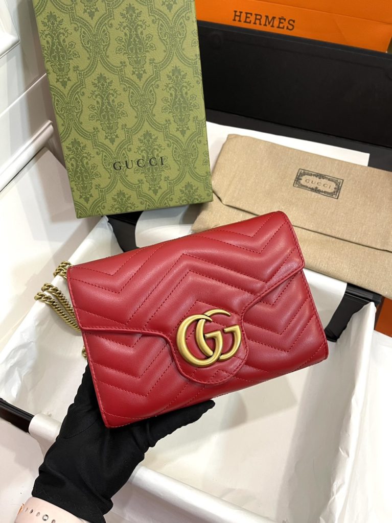 Gucci Marmont Small Shoulder Replica Bags Red Size 20cm (2)