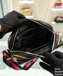 Gucci Men's Crossbody Monogram Pattern Replica Bags Size 26x17x8cm (2)