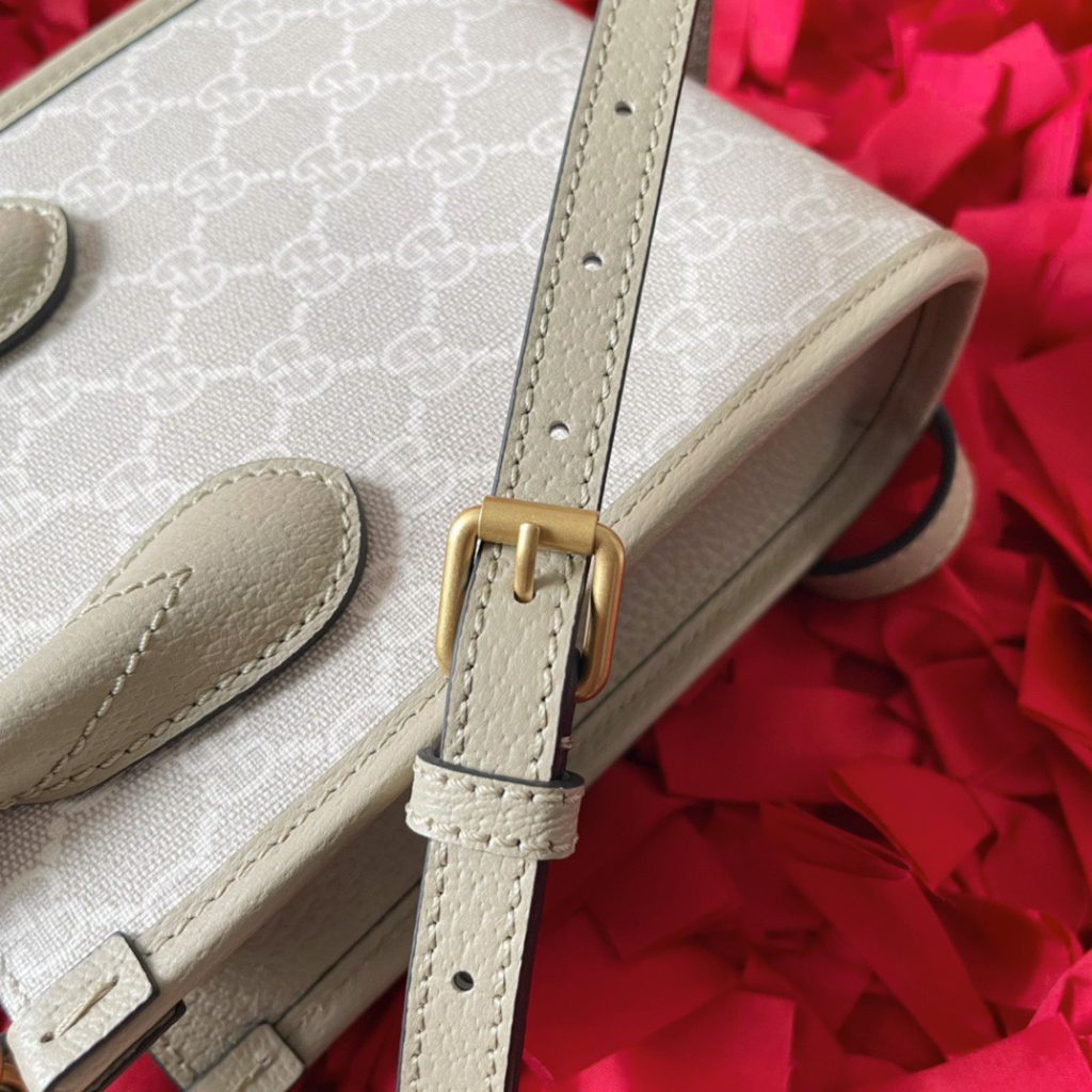 Gucci Mini Replica Bags Tote Interlocking G Beige White 18x12x5cm (1)