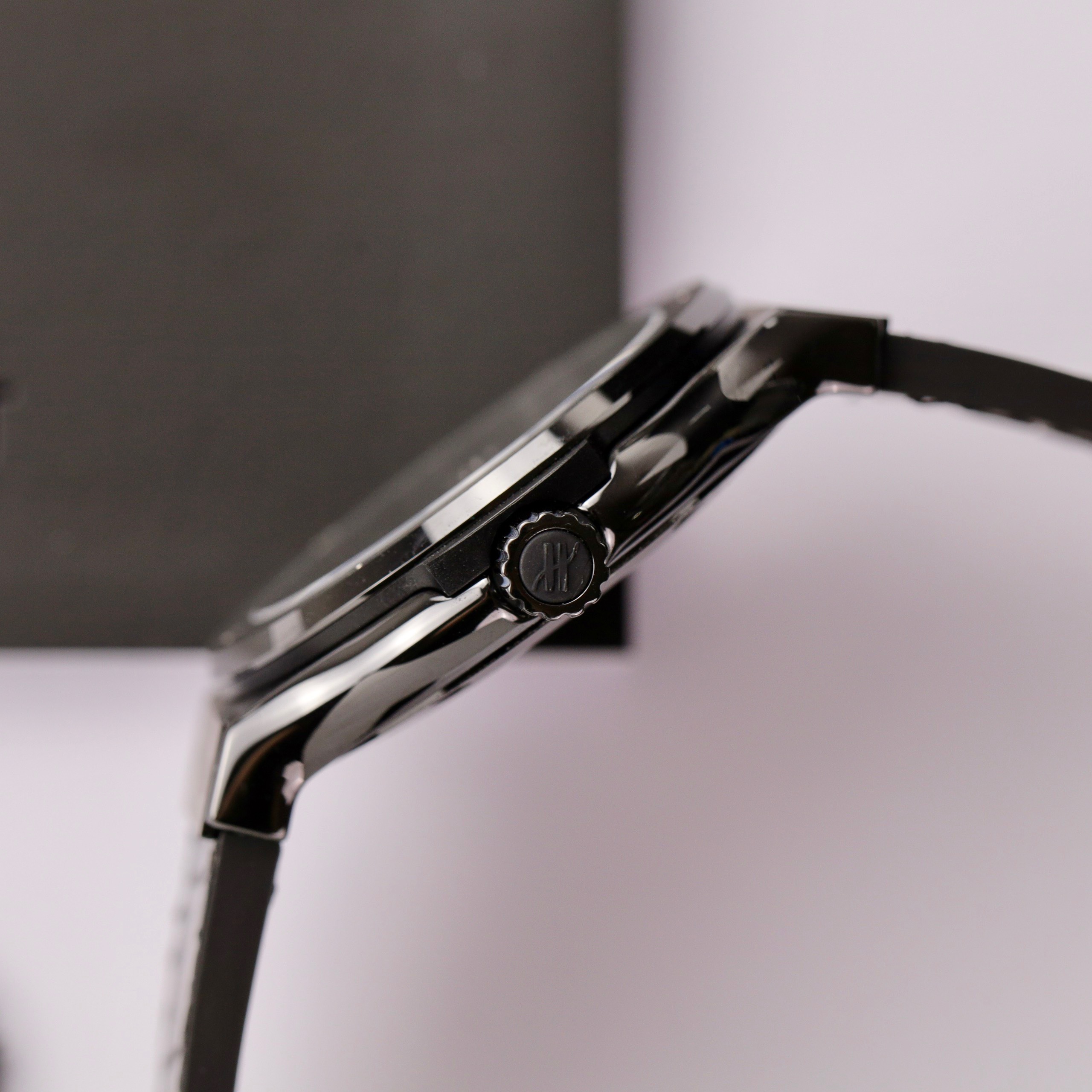 Hublot Best Replica Watch Classic Fusion Ceramic Black 42mm (7) Hublot Best Replica Watch Classic Fusion Ceramic Black 42mm (2)