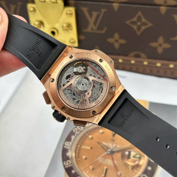 Hublot Big Bang 20th Anniversary King Gold Ceramic Chronograph Replica 1 1 BBA Factory 43mm (4) Hublot Big Bang 20th Anniversary King Gold Ceramic Chronograph Replica 1 1 BBA Factory 43mm (1)