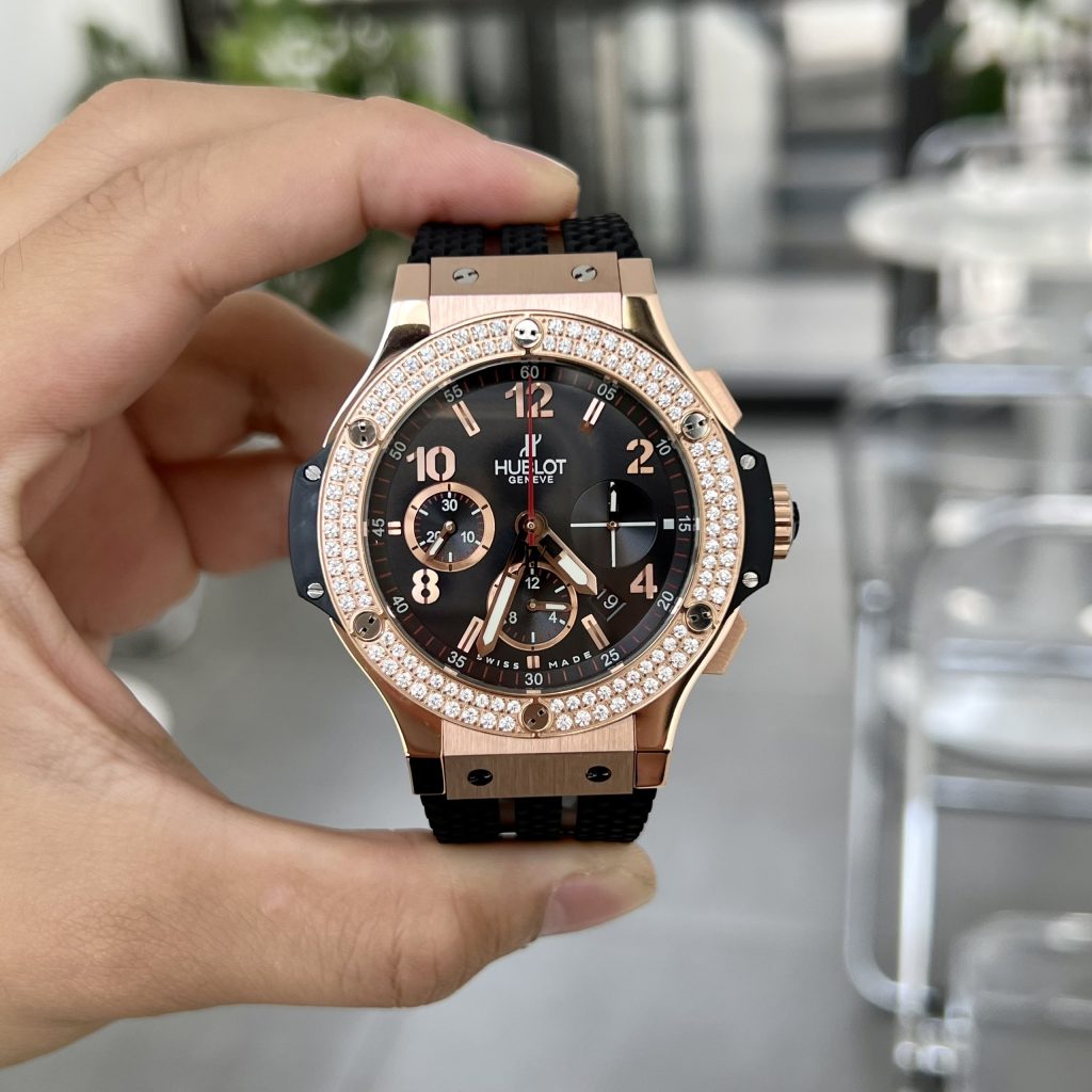 Hublot Big Bang Chronograph King Gold Black Color Rep Watch 44mm (1)