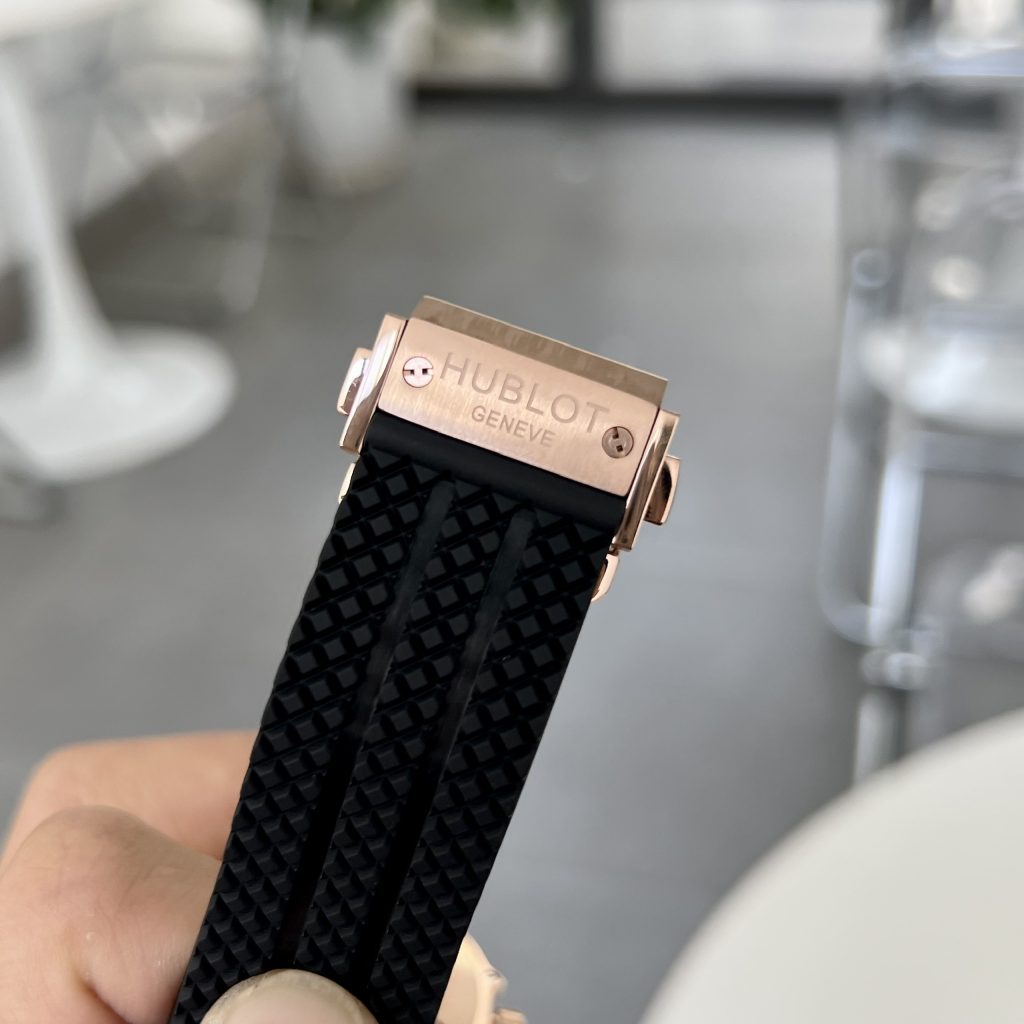 Hublot Big Bang Chronograph King Gold Black Color Rep Watch 44mm (1)