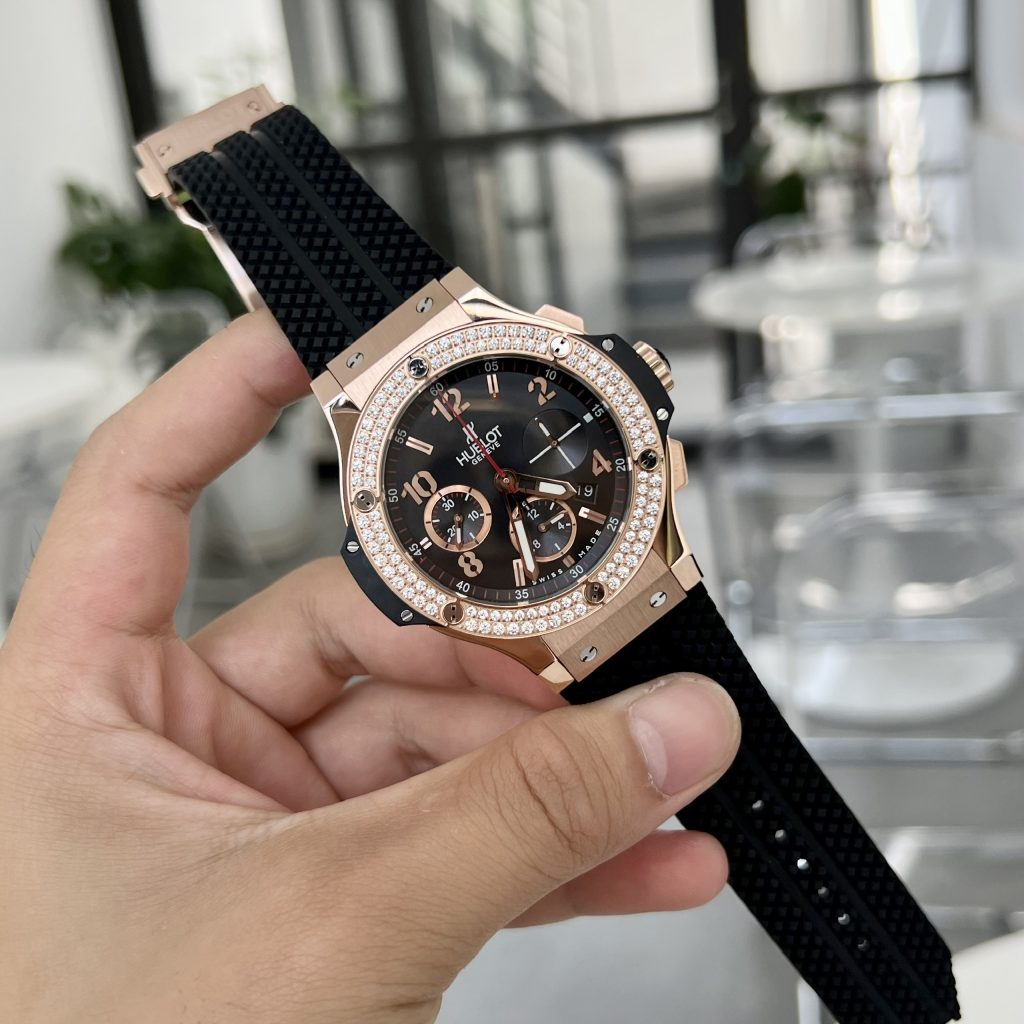 Hublot Big Bang Chronograph King Gold Black Color Rep Watch 44mm (1)