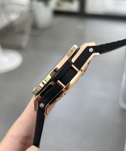 Hublot Big Bang Chronograph King Gold Black Color Rep Watch 44mm (1)