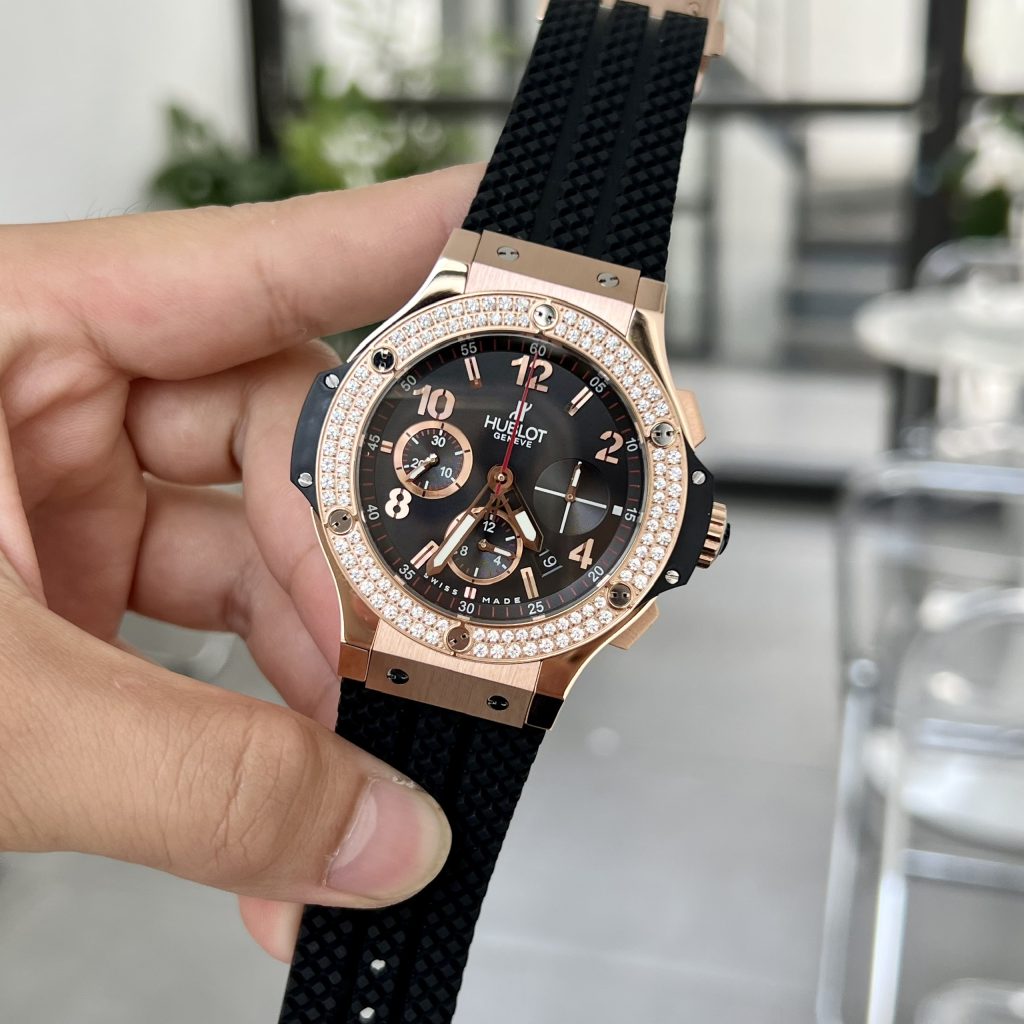 Hublot Big Bang Chronograph King Gold Black Color Rep Watch 44mm (1)