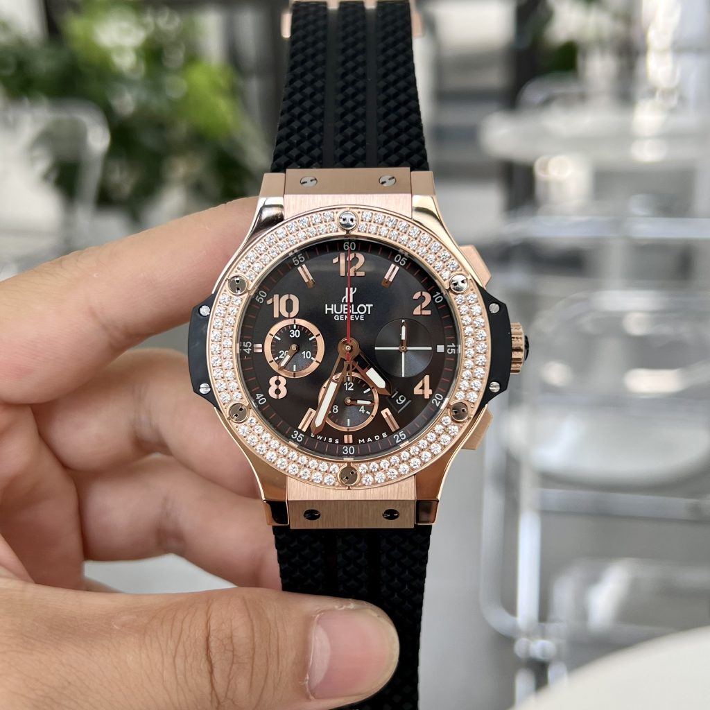 Hublot Big Bang Chronograph King Gold Black Color Rep Watch 44mm (1)
