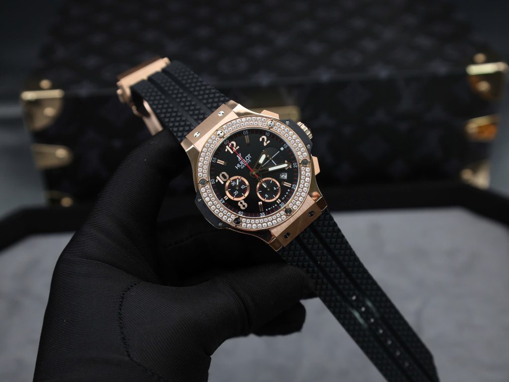 Hublot Big Bang Chronograph King Gold Black Dial Replica Watch Custom Moissanite Diamonds 44mm (2)