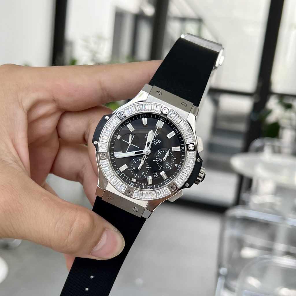 Hublot Big Bang Chronograph Titanium Black Color Rep Watch 44mm (5)