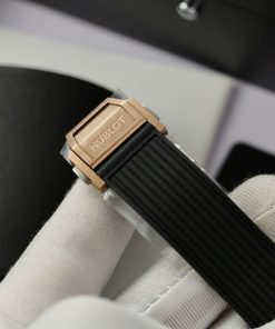 Hublot Big Bang One Click King Gold Bezel Diamonds Baguette 39mm (1)