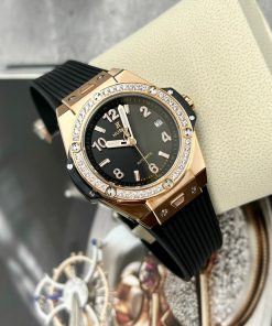 Hublot Big Bang One Click King Gold Customs Bezel Moissanite Diamonds 39mm (2)