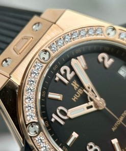 Hublot Big Bang One Click King Gold Customs Bezel Moissanite Diamonds 39mm (2)