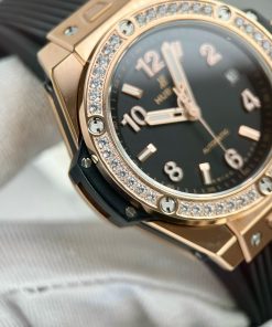 Hublot Big Bang One Click King Gold Customs Bezel Moissanite Diamonds 39mm (2)
