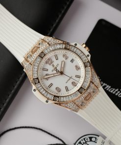 Hublot Big Bang One Click King Gold Customs Moissanite Baguette Diamonds 39mm (11)