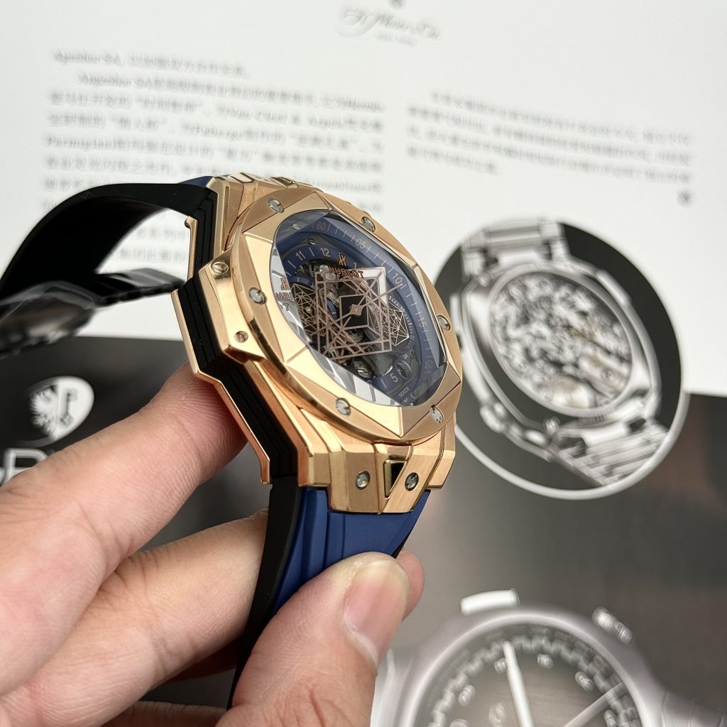 Hublot Big Bang Sang Bleu II King Gold Blue Best Replica BBF 45mm (1)