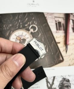 Hublot Big Bang Sang Bleu II Titanium Black Replica BB Factory 45mm (7)