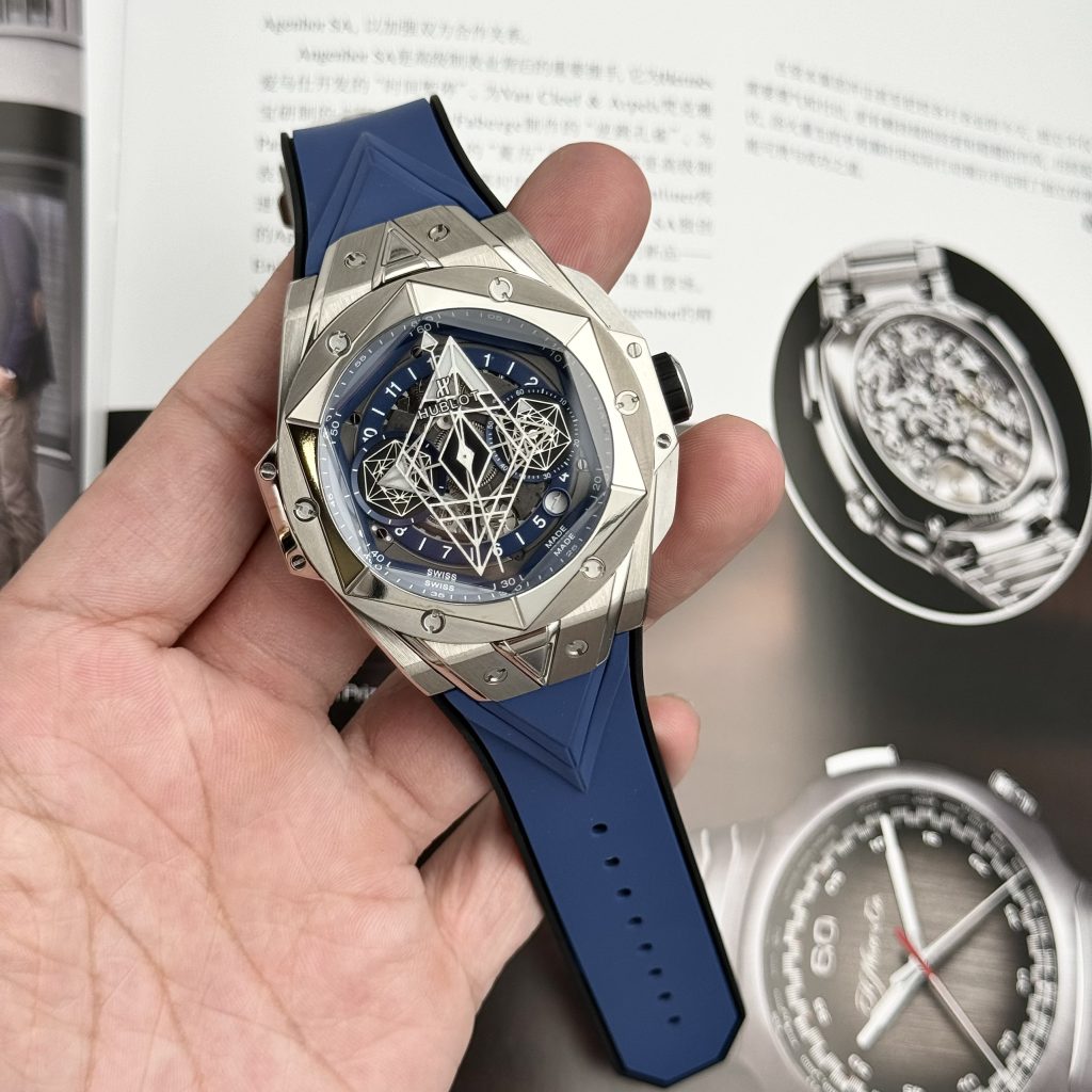 Hublot Big Bang Sang Bleu II Titanium Blue Replica BB Factory 45mm (1)