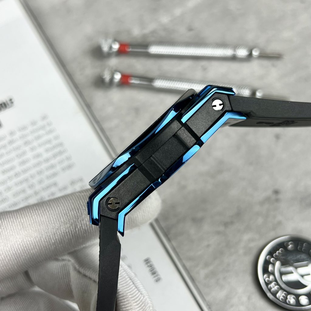 Hublot Big Bang Unico Sang Bleu Blue Replica Watch HB Factory 45mm (4)