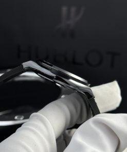 Hublot Classic Fusion Ceramic Black Movement SW300 Best Replica JJZ 42mm
