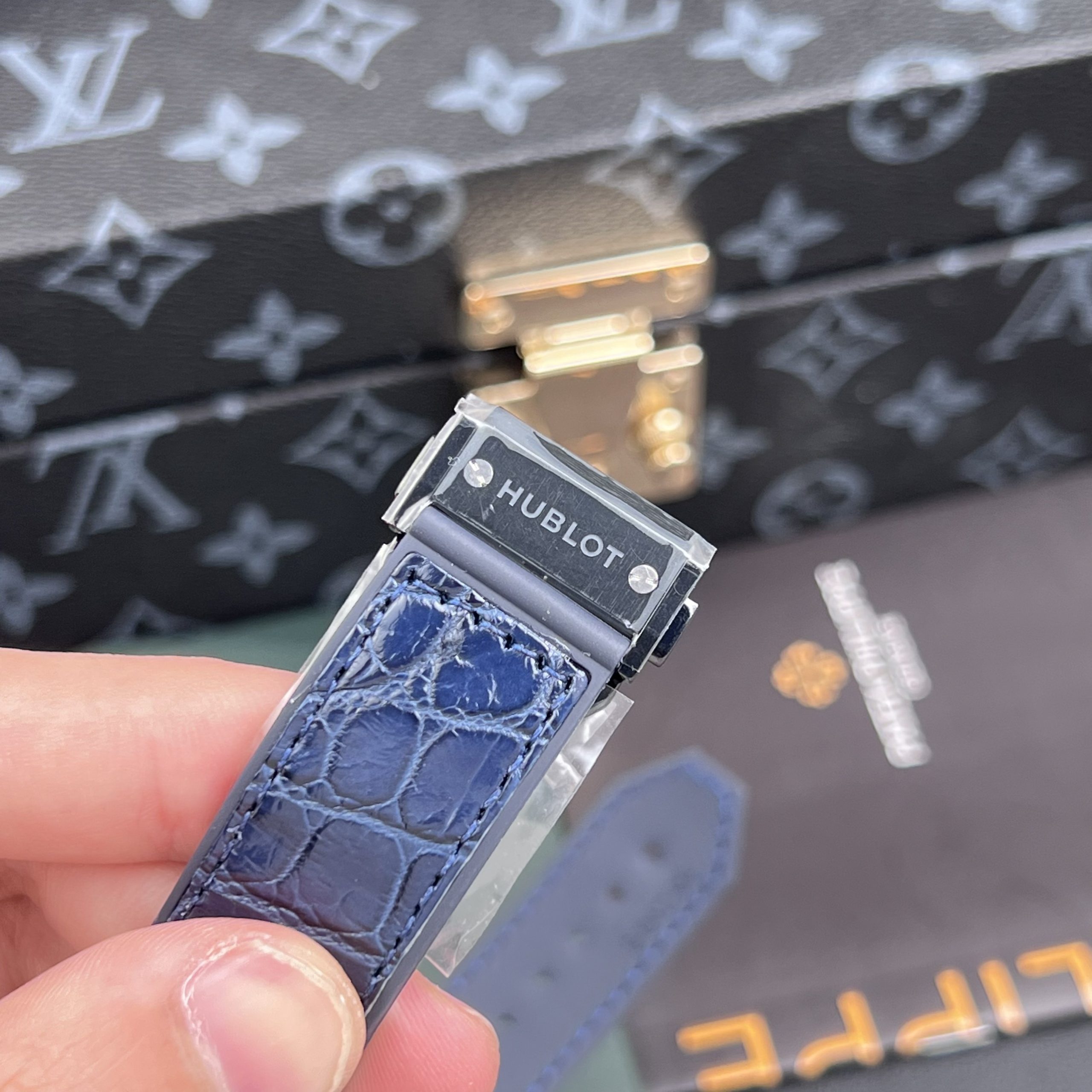 Hublot Classic Fusion Ceramic Blue Dial Replica Watches JJZ (6) Hublot Classic Fusion Ceramic Blue Dial Replica Watches JJZ (6)