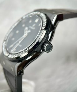 Hublot Classic Fusion Ceramic Diamonds Replica Watches Black JJZ 42mm (8)