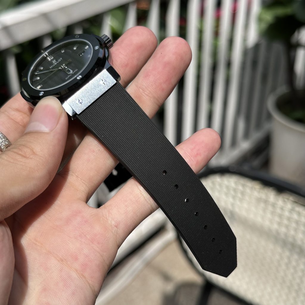 Hublot Classic Fusion Ceramic Replica Watches Carbon Black Dial JJZ 42mm (1)