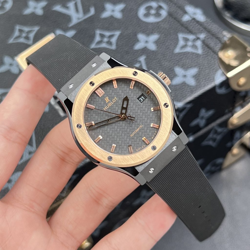 Hublot Classic Fusion Ceramic Replica Watches Demi Carbon Dial JJZ (8)