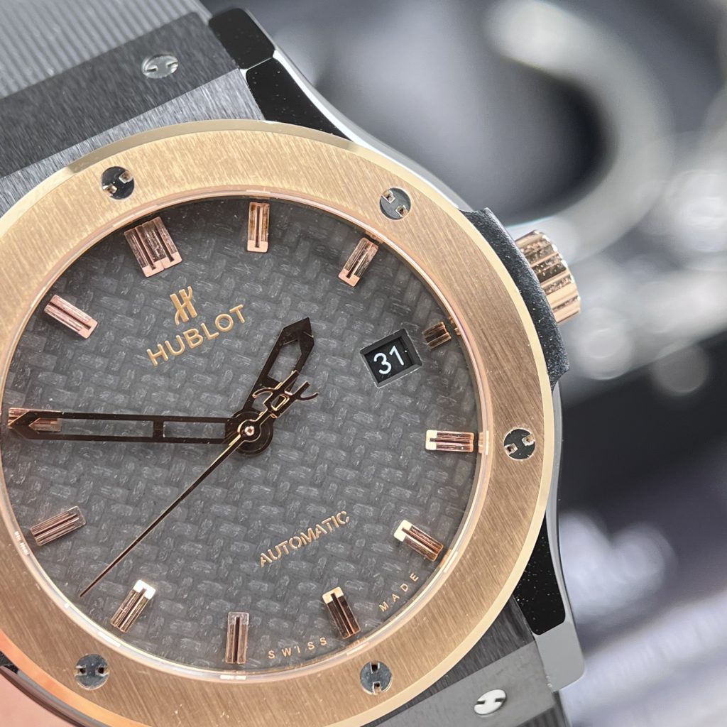 Hublot Classic Fusion Ceramic Replica Watches Demi Carbon Dial JJZ (8)