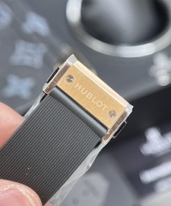 Hublot Classic Fusion Ceramic Replica Watches Demi Carbon Dial JJZ (8)